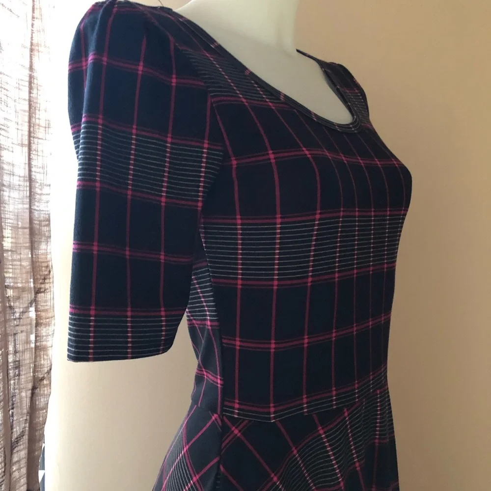 LuLaRoe Nicole Dress 👗 Size XS